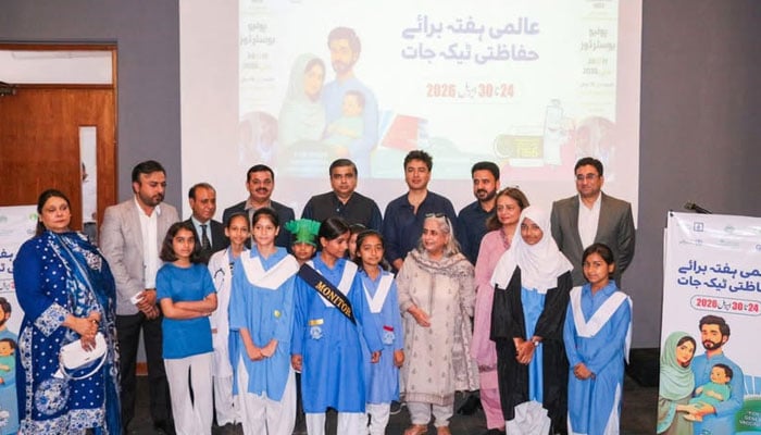 Sindh Minister for Health and Population Welfare Dr Azra Fazal Pechuho  is seen in the group photo after inaugurating the World Immunization Week 2026 at SMB Fatima Jinnah Government School on April 28, 2026. — Facebook@AzraFazalPechuhoOfficial