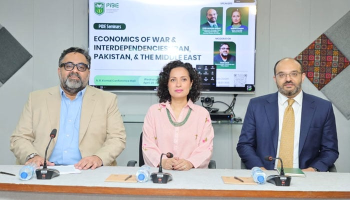 The panel shows Fasi Zaka (left), Sarah Zaman (centre) and National Security Division’s Strategic Policy Planning Cell Chairperson Syed Hassan Akbar, April 29, 2026. — APP/File