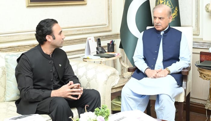 Minister of State and Pakistan Virtual Assests Regulatory Authority Chairman Bilal bin Saqib calls on Prime Minister Shehbaz Sharif, May 1, 2026. — PID