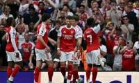 Arsenal Hit Stride To Go Six Points Clear, West Ham Loss Offers Spurs Hope