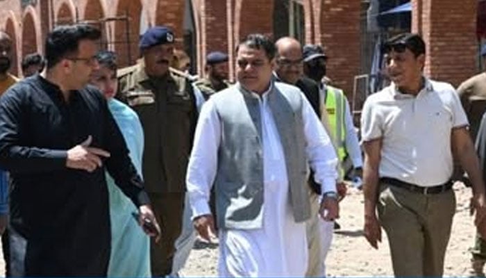 Commissioner Rawalpindi Division Engineer Amir Khattak visits the Raja Bazaar Beautification Project on May 4, 2026. — Facebook@commissionerRwp