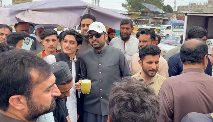 KP Chief Minister Muhammad Sohail Afridi visits an area of Hayatabad without proper security, on May 4, 2026. — Facebook@KPChiefMinister/Screengrab
