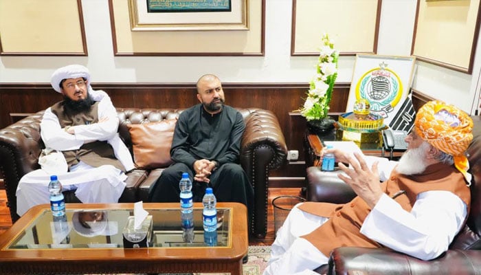 Balochistan Chief Minister Mir Sarfaraz Bugti in an important meeting with Jamiat Ulema-e-Islam (F) chief Maulana Fazlur Rehman, May 4, 2026. —Facebook@DprGoB