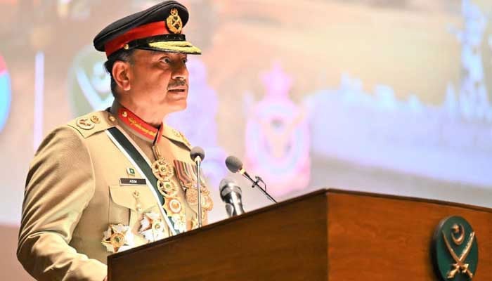 Field Marshal Asim Munir, Chief of the Army Staff and Chief of the Defence Forces (COAS/CDF), addresses armed forces officers on December 8, 2025. — ISPR