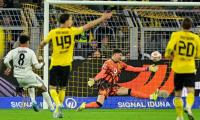 Pressure Builds On Riera As Frankfurt Lose At Dortmund