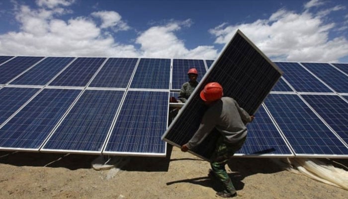Pakistan sees sharp shift in power mix as solar capacity climbs: analysis