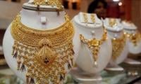 Gold Prices Down Rs1,100 Per Tola