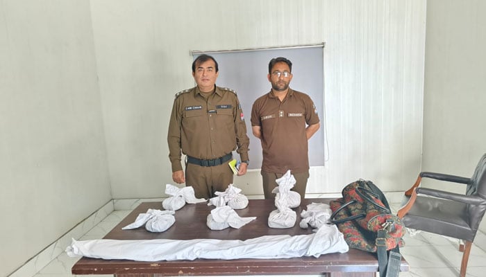 The Rawalpindi police seize narcotics, on May 16, 2026. — Facebook@Rawalpindicpoofficeoffical