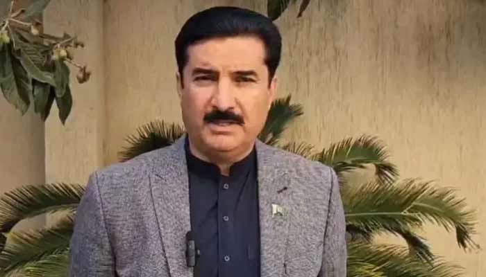 Khyber Pakhtunkhwa Governor Faisal Karim Kundi speaks in this undated image. — APP/File