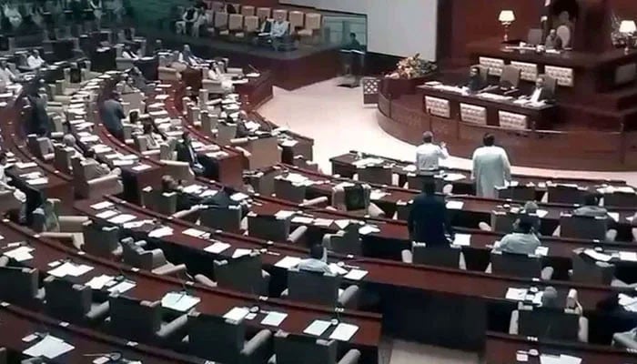 PA resolution asks govt to promote industries making solar panels