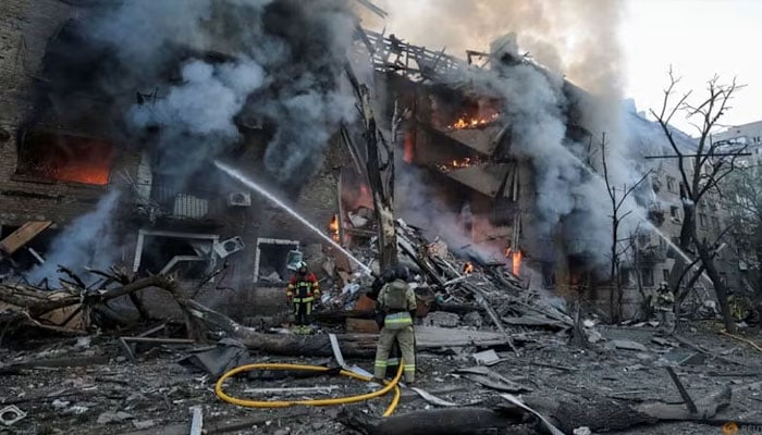 Firefighters work at the site of an apartment building destroyed by a Russian missile and drone strike, amid Russias attack on Ukraine, in Kyiv, Ukraine, May 24, 2026.—Reuters