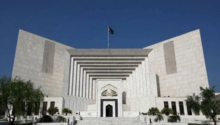 SC orders enforcement of policy for couples’ posting