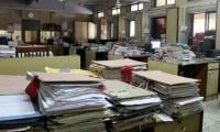 Govt Offices Witness Thin Attendance
