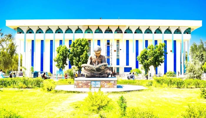 This image shows the Central Library of the Sindh University Jamshoro. — SU website/File