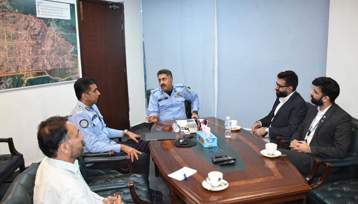 Inspector General of Police (IGP) Islamabad Syed Ali Nasir Rizvi (centre), in a meeting with representatives from BYD Electric Vehicles in Pakistan on June 2, 2026. —  Facebook@islamabadpolice