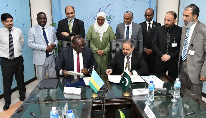 MOU signing ceremony between the Pakistan Nuclear Regulatory Authority (PNRA) and the Rwanda Utilities Regulatory Authority (RURA) on June 3, 2026. — APP