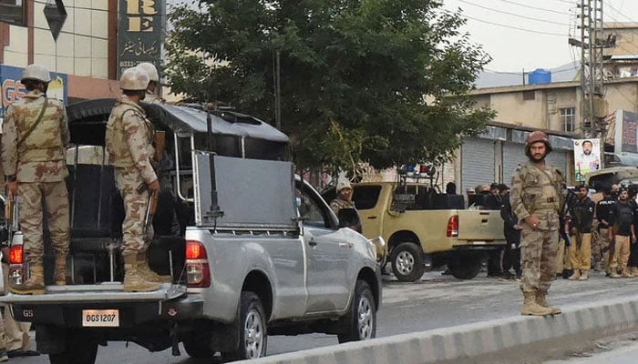 Pakistani paramilitary forces cordon off the scene of an attack on soldiers by gunmen in Quetta, Balochistan, on June 29, 2016. —AFP/File