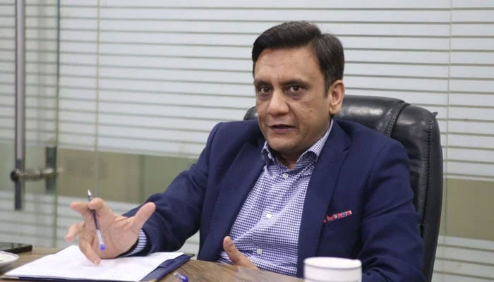 Lahore Development Authority’s new Director General, Tahir Farooq presides over a meeting on March 9, 2024. — Facebook@LahoreDevelopmentAuthority