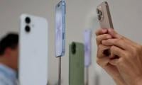 IPhone Lowered The Birth Rate, New Paper Finds
