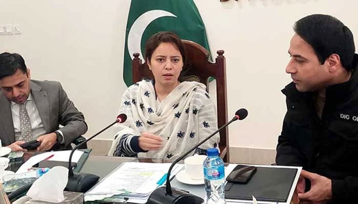 Lahore Division Commissioner Marryam Khan chairs a meeting on January 24, 2026. — Facebook@commissionerlahoredivision
