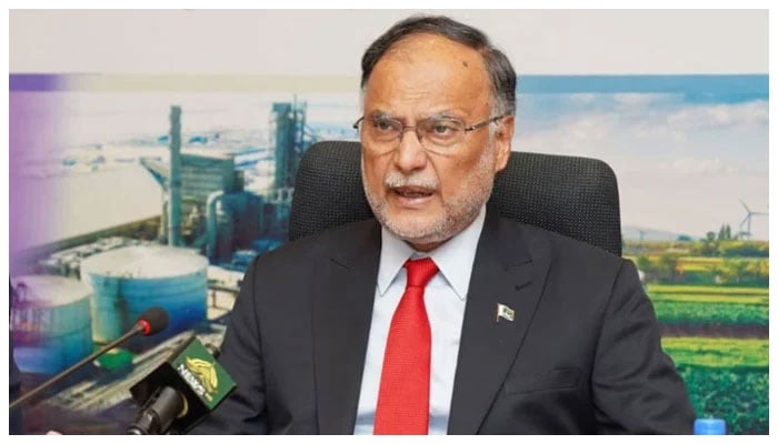 Federal Minister for Planning, Development and Special Initiatives Ahsan Iqbal is briefing the media at the launch of the Monthly Development Report in Islamabad on September 8, 2025. — PID