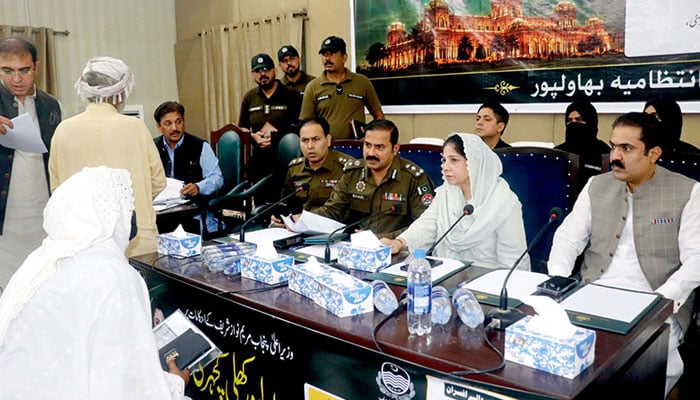 Chairperson of the Chief Minister’s Complaints Cell Saima Farooq listens to public complaints during an open court session in Bahawalpur on June 12, 2026. — APP