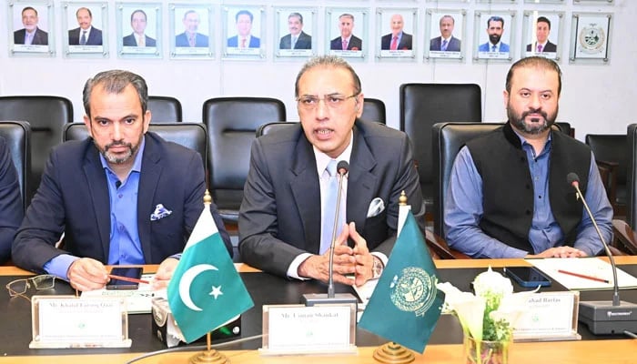 Rawalpindi Chamber of Commerce and Industry (RCCI) President Usman Shaukat (centre) speaks during the membership renewal drive meeting on March 4, 2026. — Facebook@Rcciofficial
