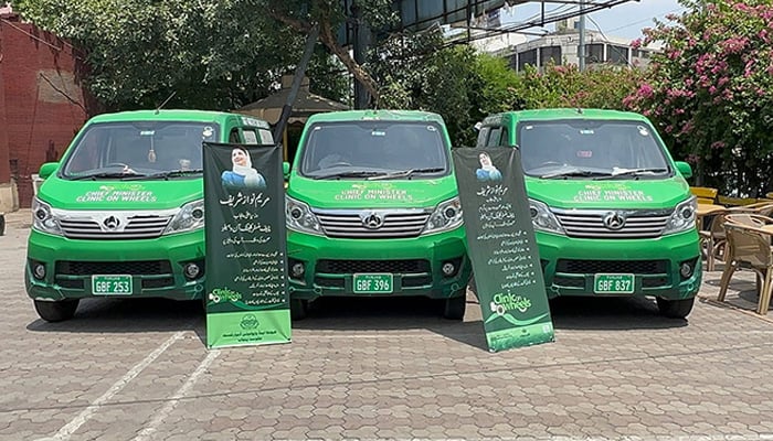 Launch of Clinic on Wheels service for journalists in Punjab