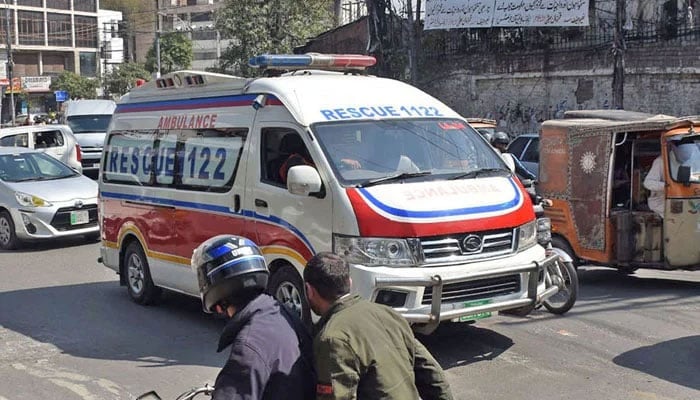 A view of the ambulance stuck in traffic in Lahore on March 13, 2025. — Online