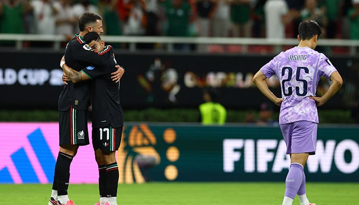 Mexicos Orbelin Pineda celebrates with Santiago Gimenez as South Koreas Eom Ji-sung looks dejected after the match. — Reuters/File