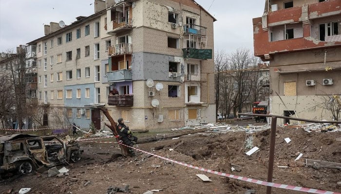 A firefighter rests at the site of apartment buildings hit by Russian missile strikes, amid Russias attack on Ukraine, in the town of Balakliia, Kharkiv region, Ukraine November 17, 2025.—Reuters