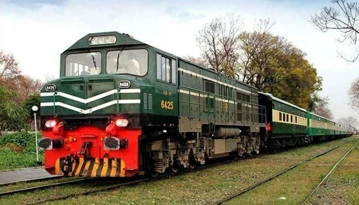 Railways losses surge 19pc to Rs61bn: AGP