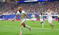 Kane Rescues England After DR Congo Scare