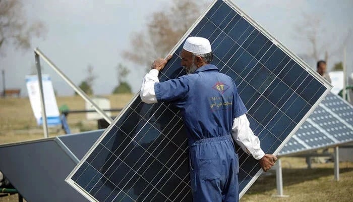 Pakistan world’s third-largest solar panel importer