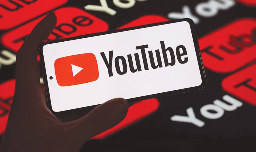 New Year’s Eve - midnight fried chicken, AI, and my hacked life