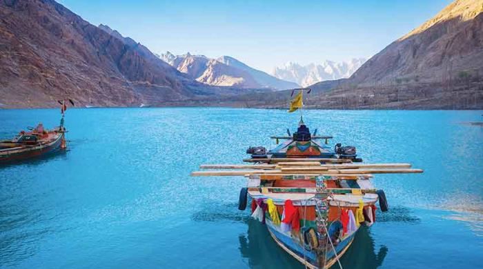 How to bring in tourists