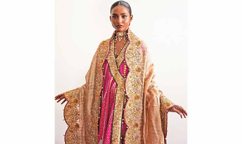 LET THE JEWELLERY DO THE TALKING