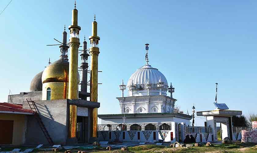 Shrine complex of Shah Nazar Diwan in Sayyed village. — Photos by the author