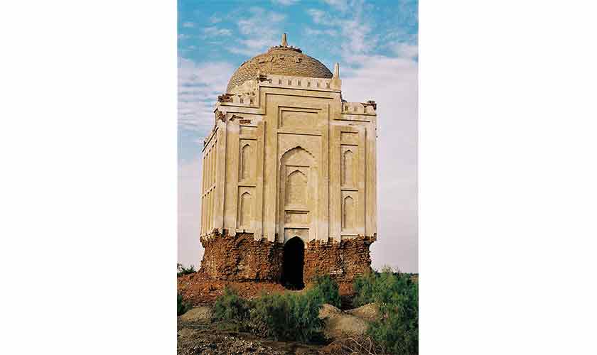 Tomb of Rehan Khan Jamali that caved in the floods of 2010.