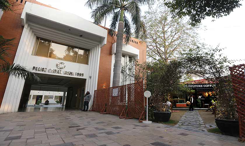 Lahore gets its first-of-a-kind café on the premises of the Model Town Police Station.