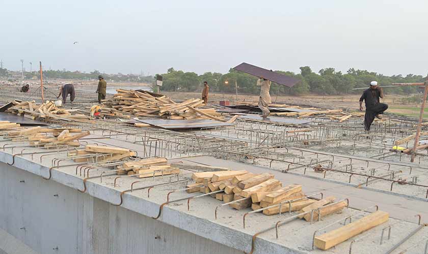 The city continues to expand horizontally. — Photos by Rahat Dar