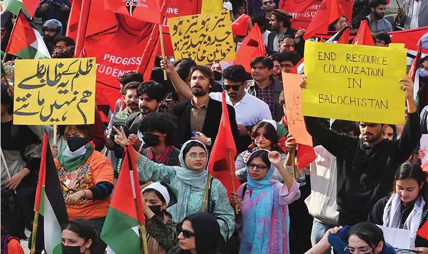 The heterogeneity of the slogans underscored the ethos of inclusion and brought to light the multi-faceted nature of students’ demands. — Photos by Rahat Dar