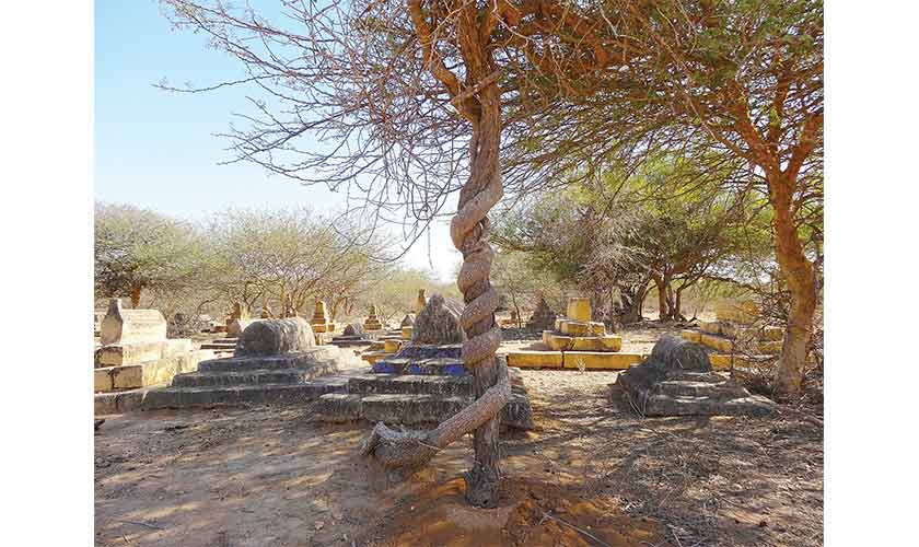 Mor Muradio necropolis. — Photos by the author