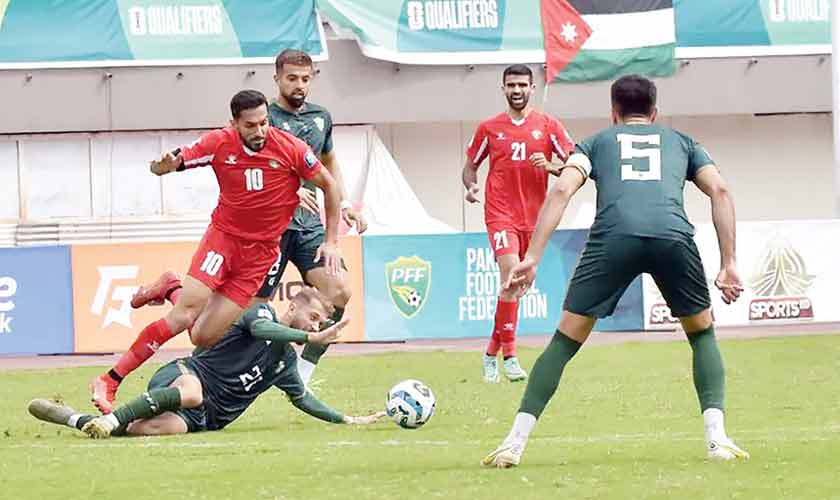 Does Pakistan football structure remain fractured?