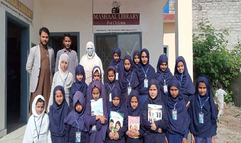 Photos courtesy: Mashaal Library.