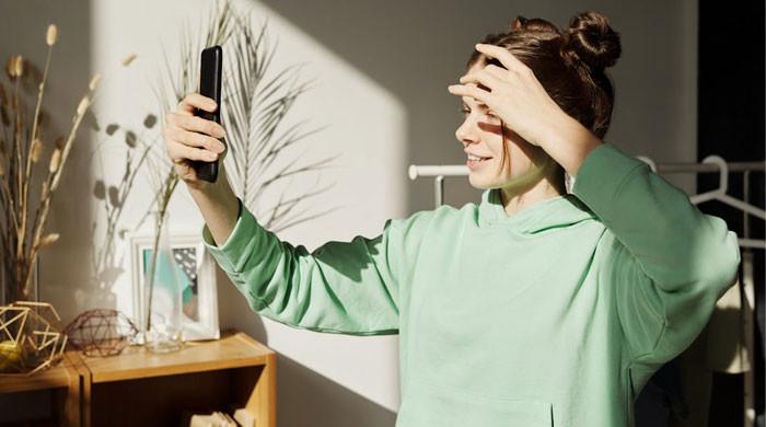 Selfie age verification surges as govts tighten online safety rules