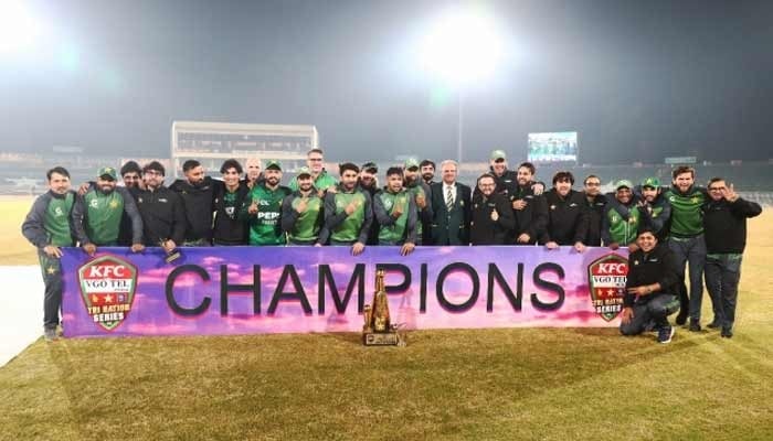 Pakistans national cricket team poses after clinching the T20I tri-series at the Rawalpindi Cricket Stadium, November 29, 2025. — PCB