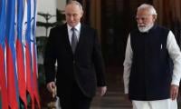 Russia, India agree to expand ties with oil, defence trade deal