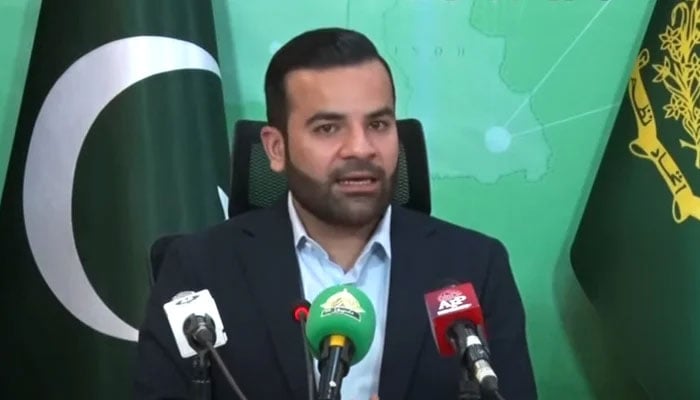 Minister of State for Law and Justice Barrister Aqeel Malik addresses a press conference. — APP