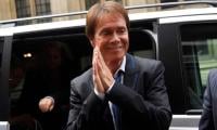 UK Pop Star Cliff Richard Reveals Prostate Cancer Treatment
